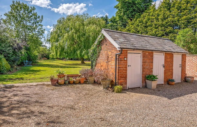 Luxury Home With Large Garden - The School House - Foto 39