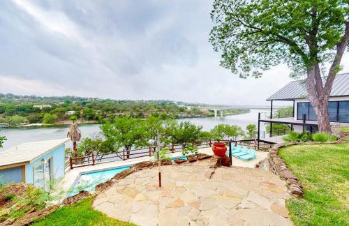 Mid-Century Modern Lake House with Private Waterfront Pool & Boat Dock - Photo 33