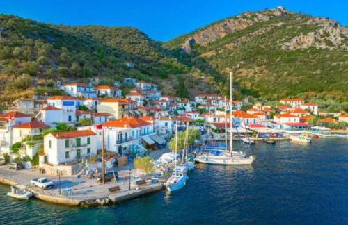 Trikeri pleasant stay - Photo 20