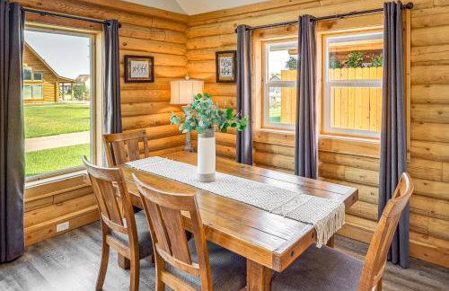 Mountain-View Red Lodge Home - 10 Mi to Skiing! - Foto 6