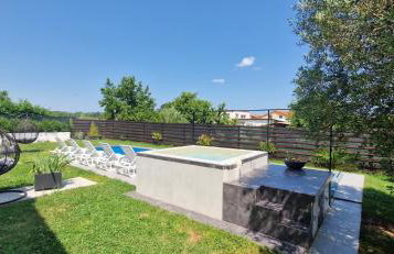 Family Holiday House Petric - Foto 9