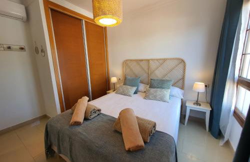 Lujosa Villa 4 hab Piscina, Jacuzzi y Vistas Mar - Photo 38