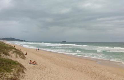 Lindo ap, mobiliado na praia do Novo Campeche - Foto 35