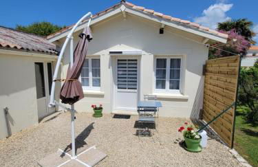 Logis du Pey Roux Accueil Vélos - Foto 1