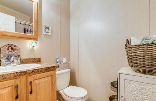 1 Mi to Boat Ramp Peaceful Deal Island Home! - Foto 13