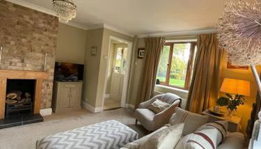 Oak Crest, 2 bedrooms, log fire, scenic views near Chapel Down - Foto 3