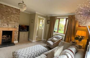 Oak Crest, 2 bedrooms, log fire, scenic views near Chapel Down - Foto 3