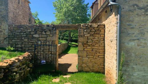 Gîte - Le Reclaud du Noyer - Photo 4, Garden