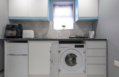 Bright 2-Bedroom Ensuite Apartment with Kitchen - Foto 19