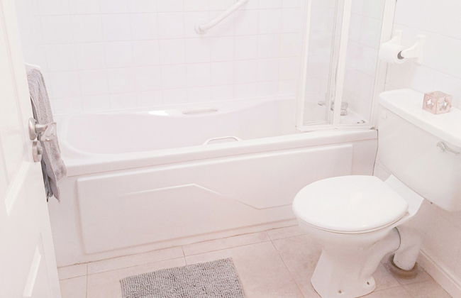 Moore Bay Holiday Homes - Foto 40