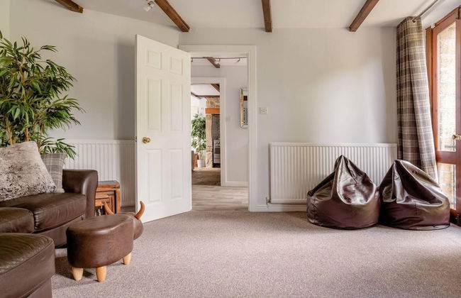 Oldmill-2bed-sleeps6-hottub-privategarden - Foto 18