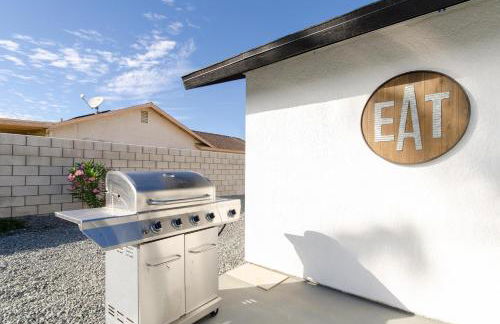 Zen Palm Springs Villa Pool and Mountain View - Foto 17