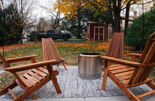 Hot Tub, 2 Blocks to Downtown Saugerties, Sleeps 8 - Foto 53