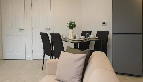 Glory Homes- City centre apartment , sleeps 7 with parking & WiFi - Foto 3