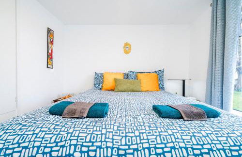 RIVER RETREAT- near Holloway U, Thorpe Park and Heathrow airport - Foto 23