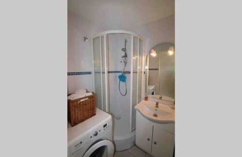 Les Capitelles Bord de plage avec grande piscine - Vue montagne - Balcon - Photo 5