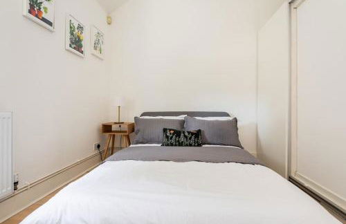 2BD Mews House in East London, walking distance to High Street and Tube - Foto 14