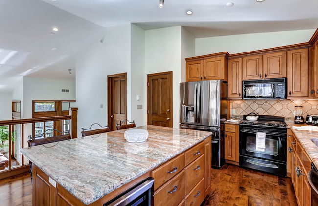 Highlands Area by East West Hospitality - Photo 79