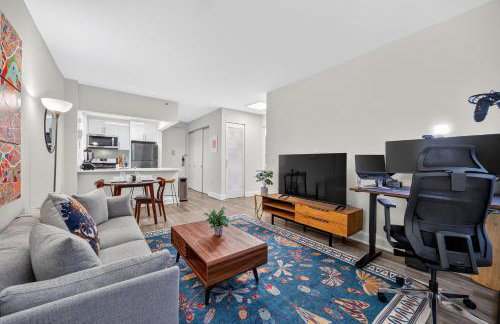 FiDi 1 BR w Work Setup by Anyplace - 11729 - Foto 5