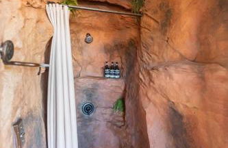 Cave Dwellers- Zions' Only Hand-Sculpted Cave - Foto 25