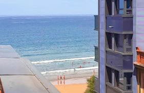 Ático con terraza en playa de San Lorenzo - Foto 1