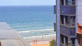 Ático con terraza en playa de San Lorenzo - Foto 1