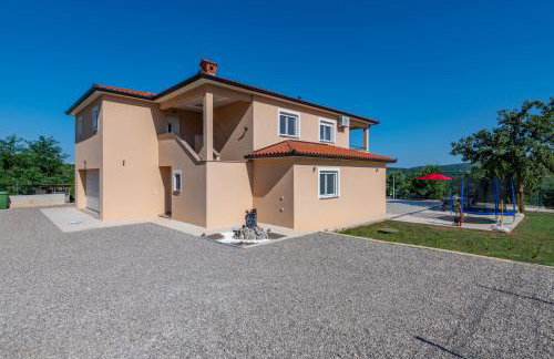 Villa Mia in Labin, a two apartment villa with pool close to the sea - Foto 9