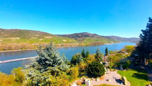 Ferienwohnung Märchenhain am Mittelrhein - Top-Lage mit Rheinblick, Terrasse & Garten, 2 Schlafzimmer und 2 Bäder - Foto 2