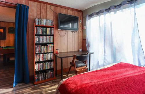 Pool-Table-Hot Tub-Fire Pit - Foto 27