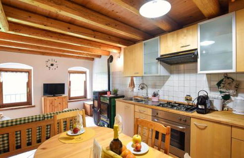 2 Bedroom Cozy Apartment In Arsiè - Foto 8