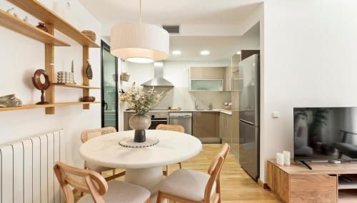 Cerca de la Playa y El Born, con Piscina - Foto 5