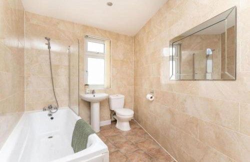 Leeds Beautiful Home - Parking - Yorksha Property - Foto 34