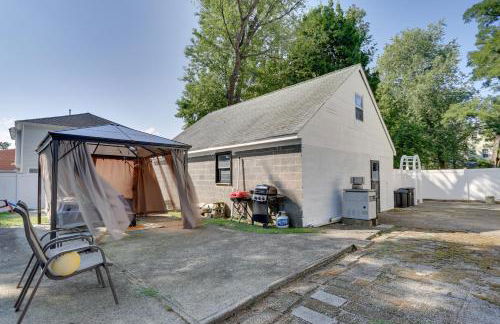 11 Mi to Manhattan Pet-Friendly Duplex with Yard! - Foto 24