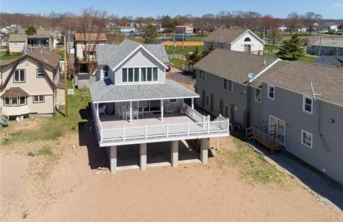 Cozy Beach - Direct Waterfront! - Foto 17