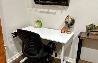 Modern coziness at its best! - Photo 13