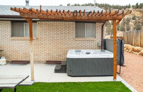 Private Hot Tub Less than 30 min to Zion National Park - Foto 23