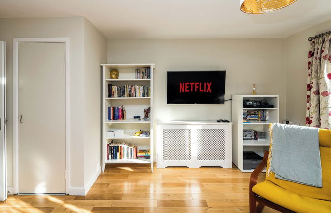 Fantastic Stay In Canary Wharf 2 Bedroom - Photo 16