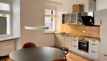 BG Living & Hosting - Stilvolle Mosel-Ferienwohnung "Alte Apotheke" in Ürzig - 2 Schlafzimmer, bis 5 Personen, Fahrradkeller & WLAN - Foto 2, stove, pet friendly