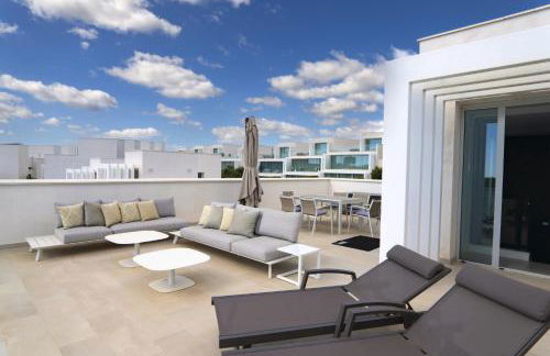 Villa La Perla Sotogrande - since 2022 - Sea View - 3 Bedrooms and Bathrooms - La Reserva Beach and Golf nearby - Foto 21