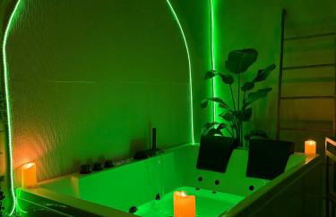 Suite Bali Love - Love Room - Jacuzzi - Foto 12