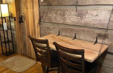 1850s Settlers Cabin at Wethero Ridge - Foto 27