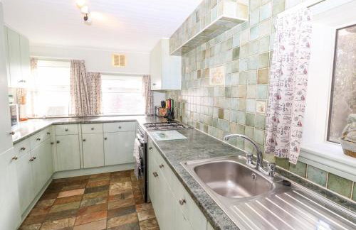 St Michaels House - Photo 10