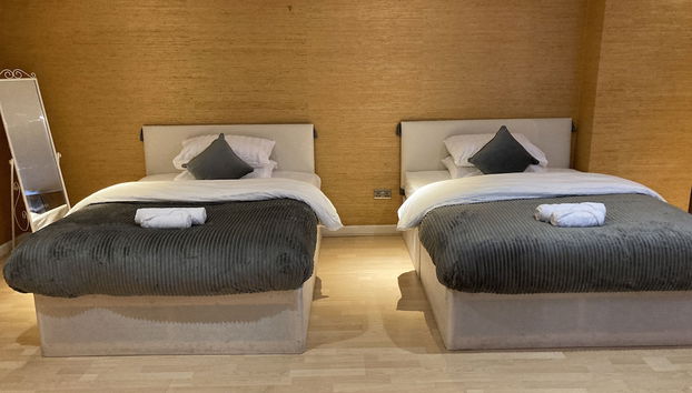 Spacious 2 Bed Apartment in Birmingham - Foto 2, Habitación