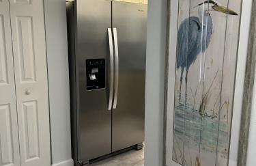 Waterview Oasis Retreat, minutes to Anna Maria Island and IMG - Photo 19