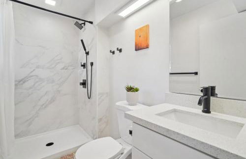 Luxury Retreat near beaches, 12 miles to Seattle - Foto 33