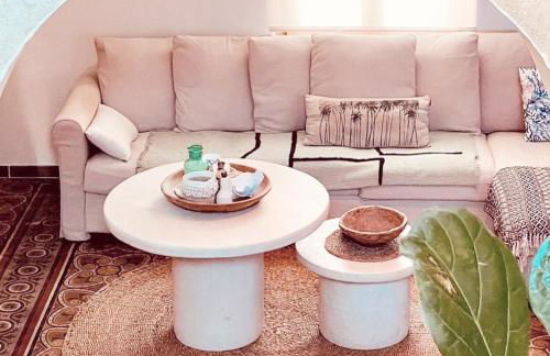 La Maison du Trident en Camargue Piscine et Jacuzzi - Foto 7