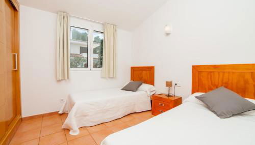 Villa con piscina en Cala Galdana - Foto 4