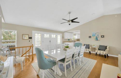 Home ON Key with pool, hot tub, putting green, arcade games, bike & mins to beach! - Foto 8