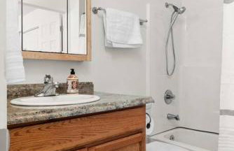 Moose Meadows- Near the airport, centrally located - Foto 27