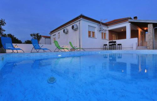 Holidayhouse Alirio with heated pool. - Foto 62